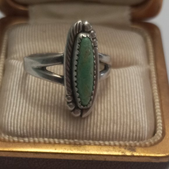 Vintage Bell Trading Post Sterling Silver and Turquoise Ring - Picture 8 of 8